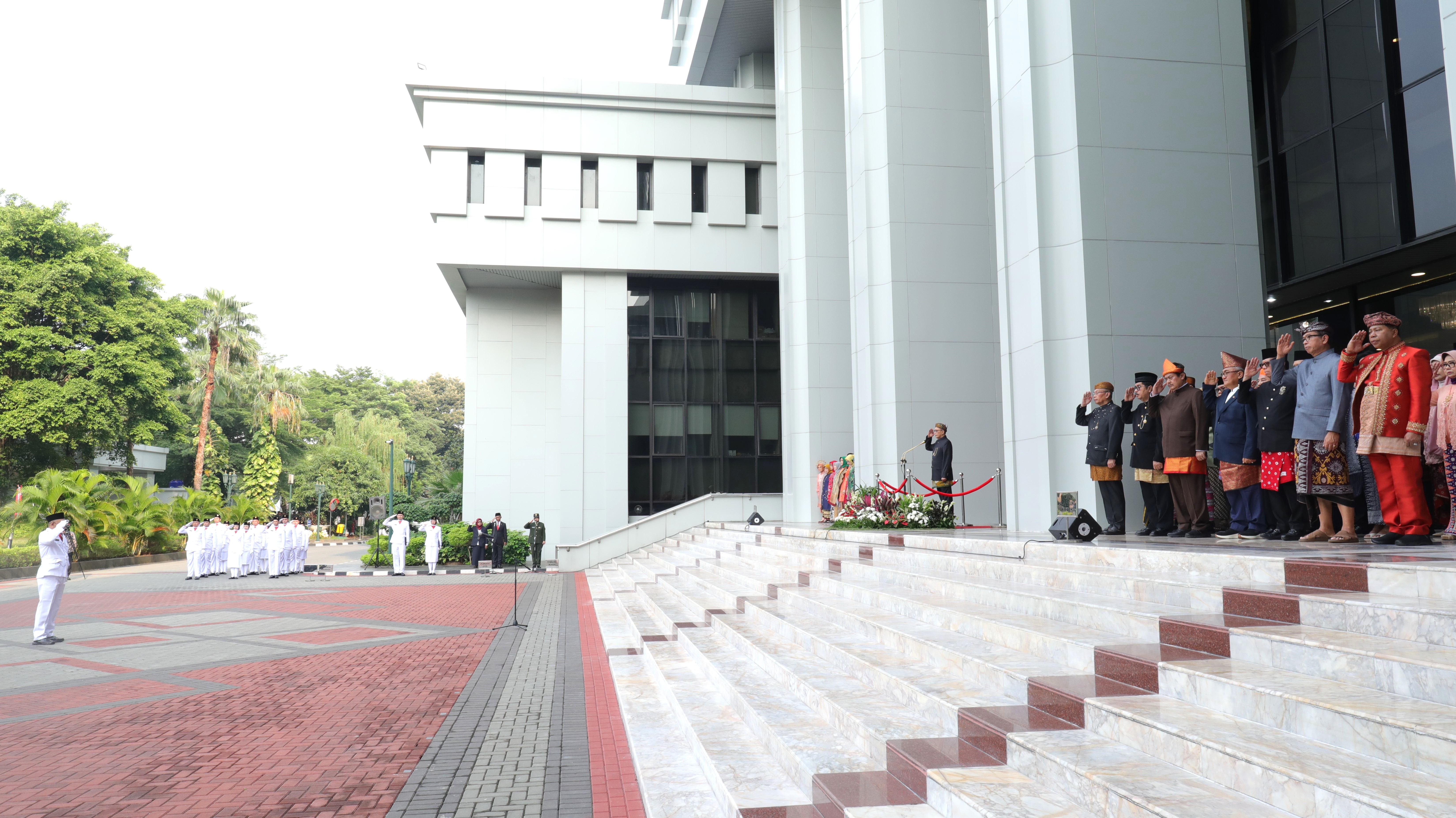 https://mahkamahagung.go.id/cms/media/12824