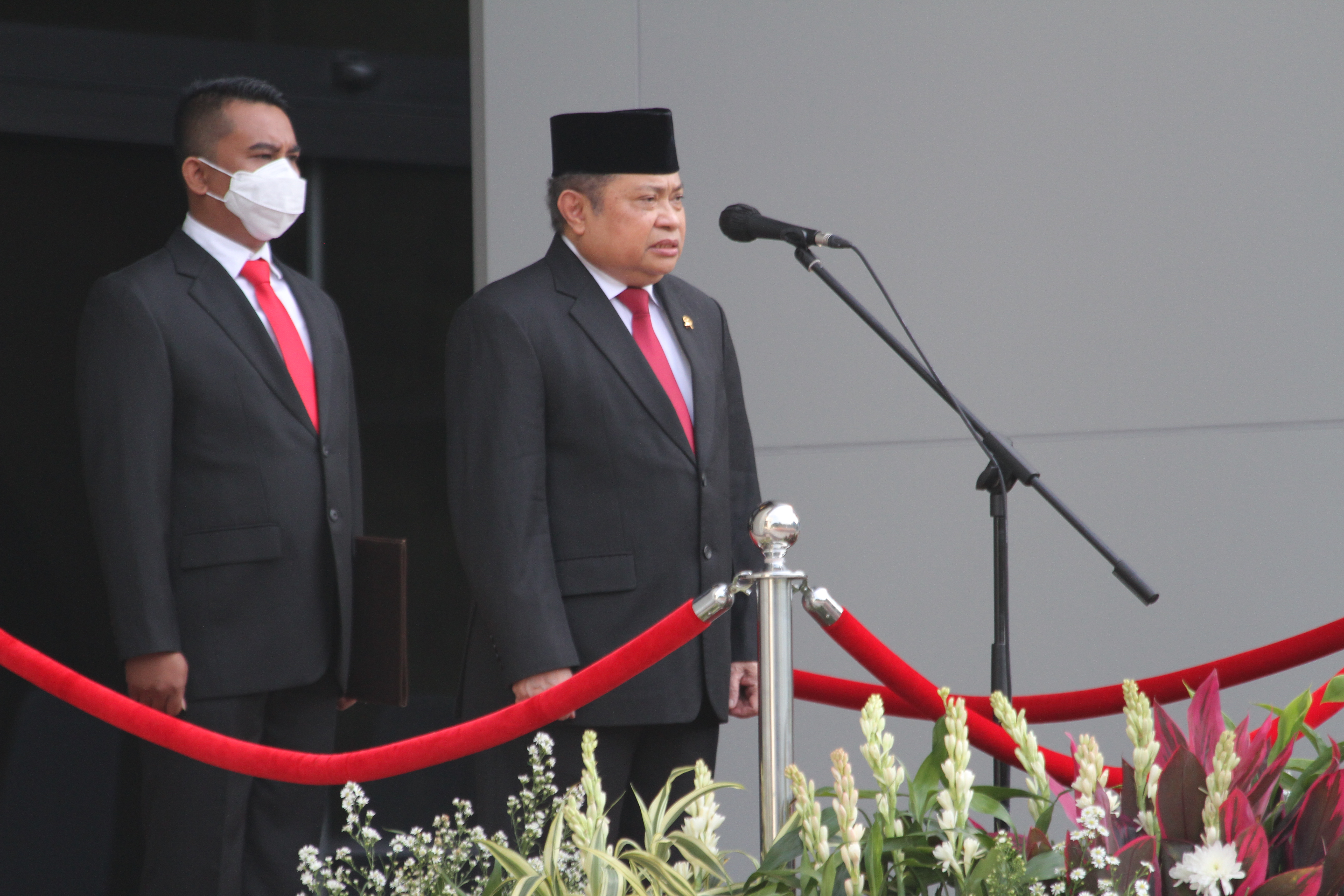 WAKIL KETUA MAHKAMAH AGUNG RI BIDANG YUDISIAL MENJADI PEMBINA UPACARA HARI KESAKTIAN PANCASILA