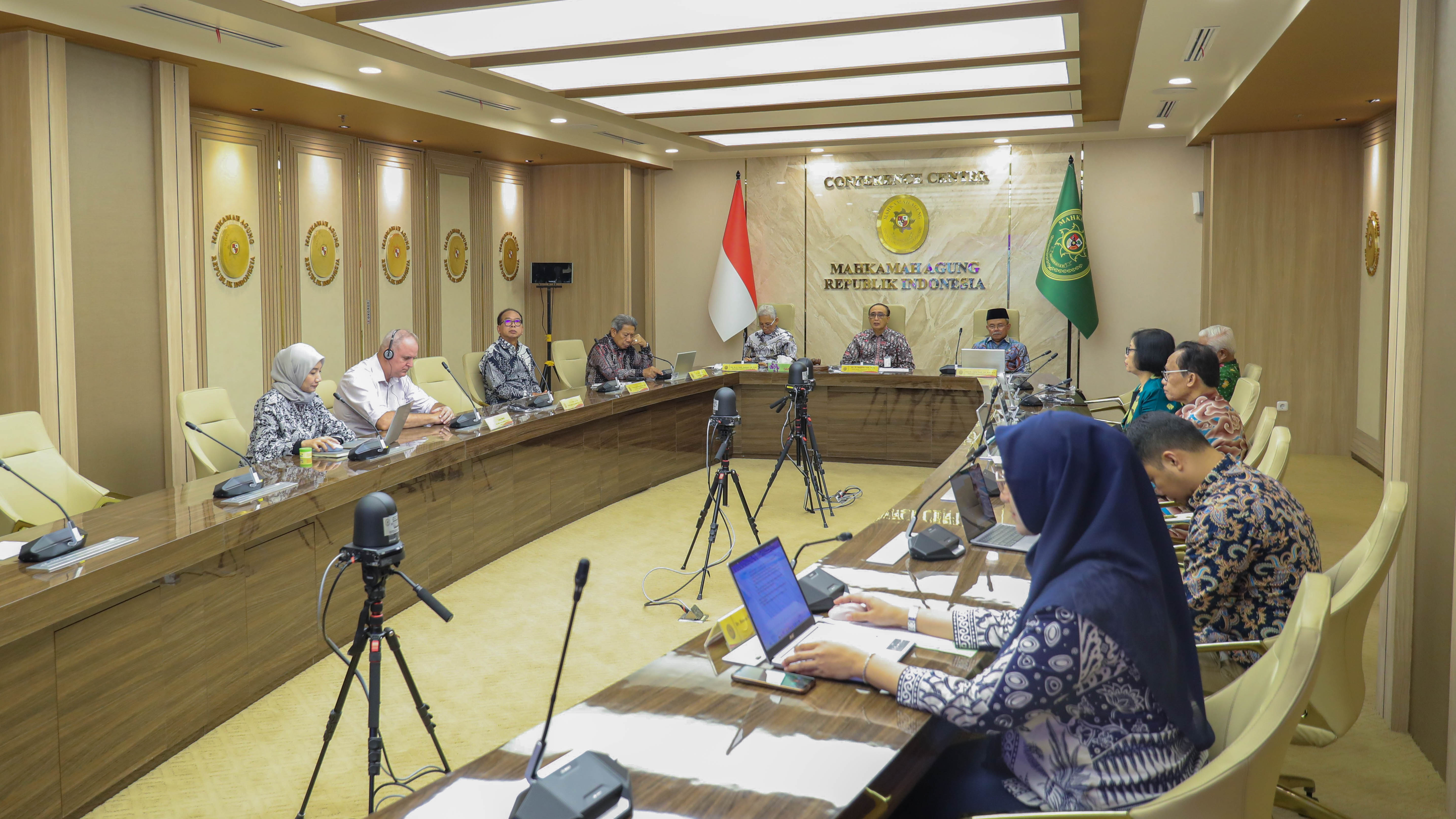 RAYAKAN HARI PEREMPUAN INTERNASIONAL, MAHKAMAH AGUNG BERTEKAD HADIRKAN PERADILAN YANG INKLUSIV