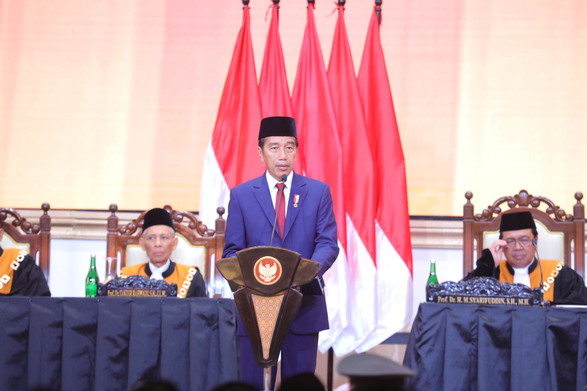 PRESIDEN JOKO WIDODO: TERIMA KASIH MAHKAMAH AGUNG