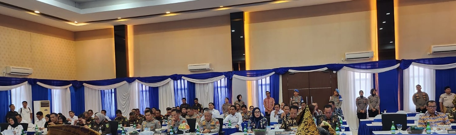 KOMISI III DPR RI BAHAS RUU KUHAP DENGAN PENGADILAN TINGGI KEPRI