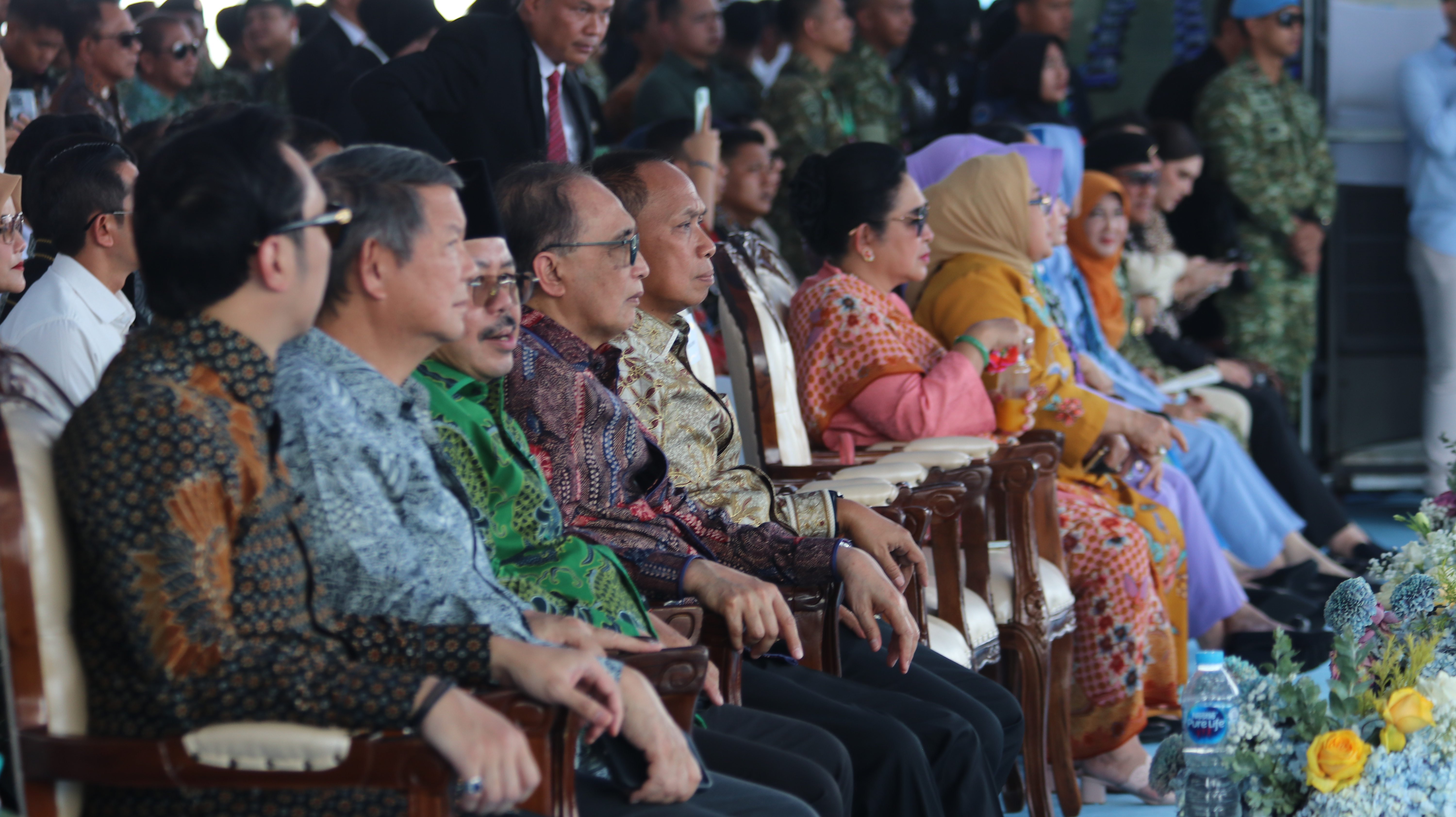 KETUA MAHKAMAH AGUNG HADIRI UPACARA PERINGATAN HUT KE-80 TNI