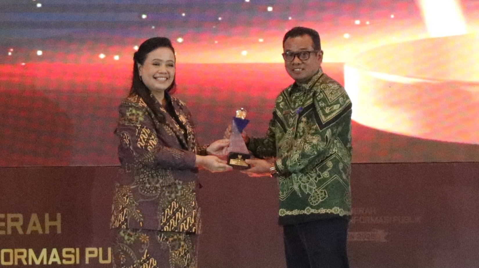 PERKUAT AKSES INFORMASI, MA KEMBALI MERAIH ANUGERAH KETERBUKAAN INFORMASI PUBLIK