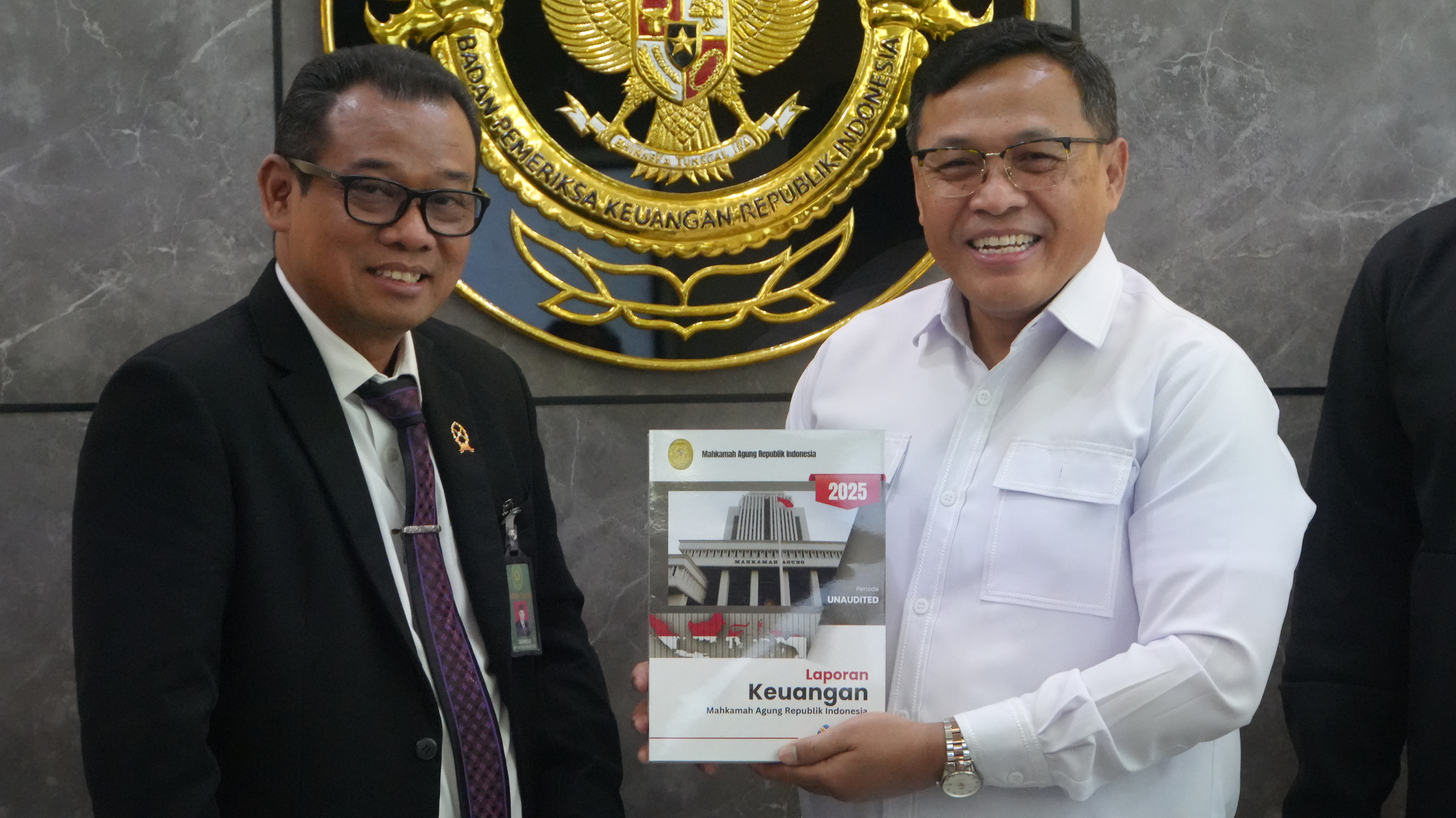 MAHKAMAH AGUNG SERAHKAN LAPORAN KEUANGAN TAHUN 2025 KE BPK