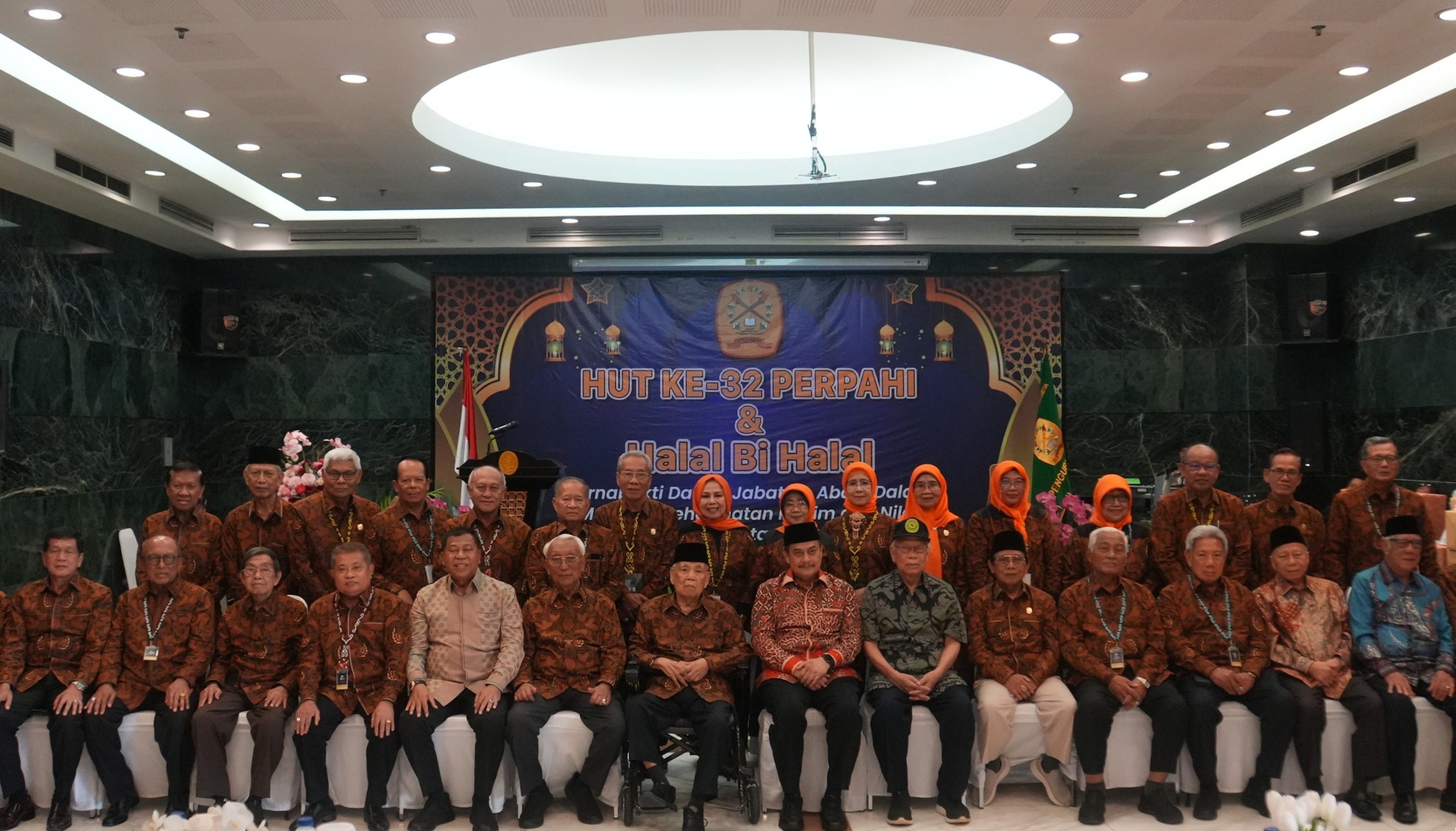 HUT KE-32 TAHUN PERPAHI, MOMENTUM PURNABAKTI HAKIM MENJAGA MARWAH DAN RESMIKAN PUSAT MEDIASI