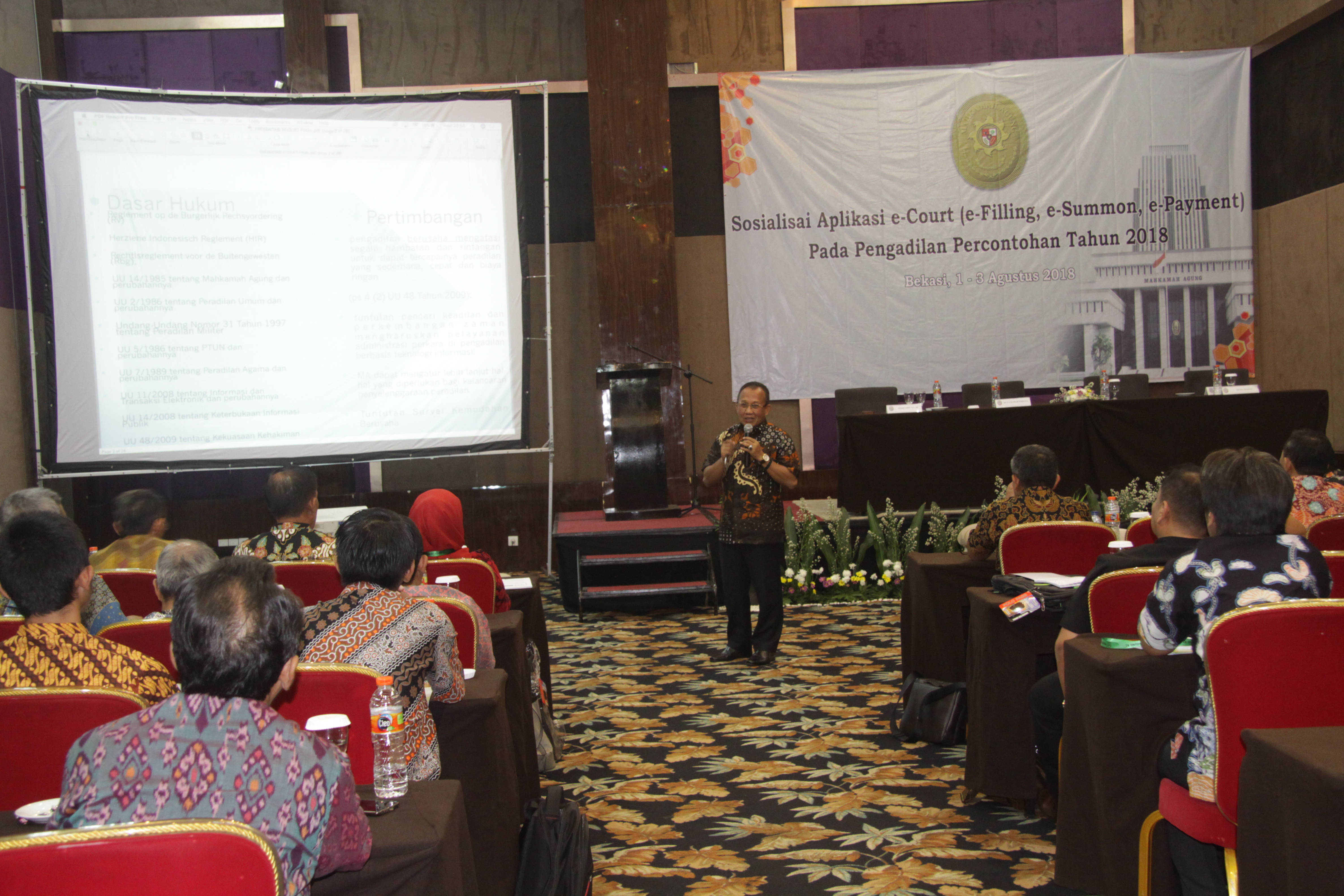 SEKRETARIS MAHKAMAH AGUNG: MAHKAMAH AGUNG BERKOMITMEN IMPLEMENTASIKAN E-Court