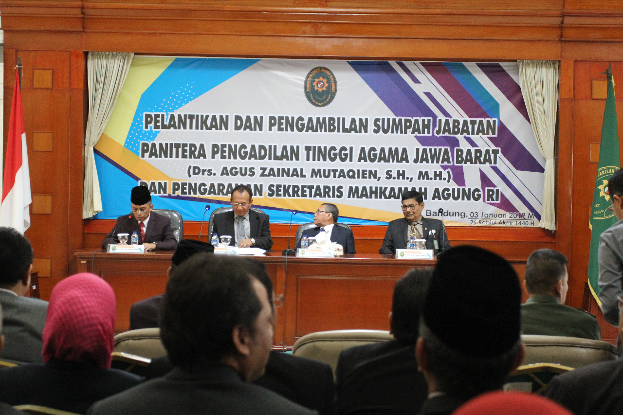 SEKRETARIS MAHKAMAH AGUNG : REBUT KEMBALI KEPERCAYAAN MASYARAKAT