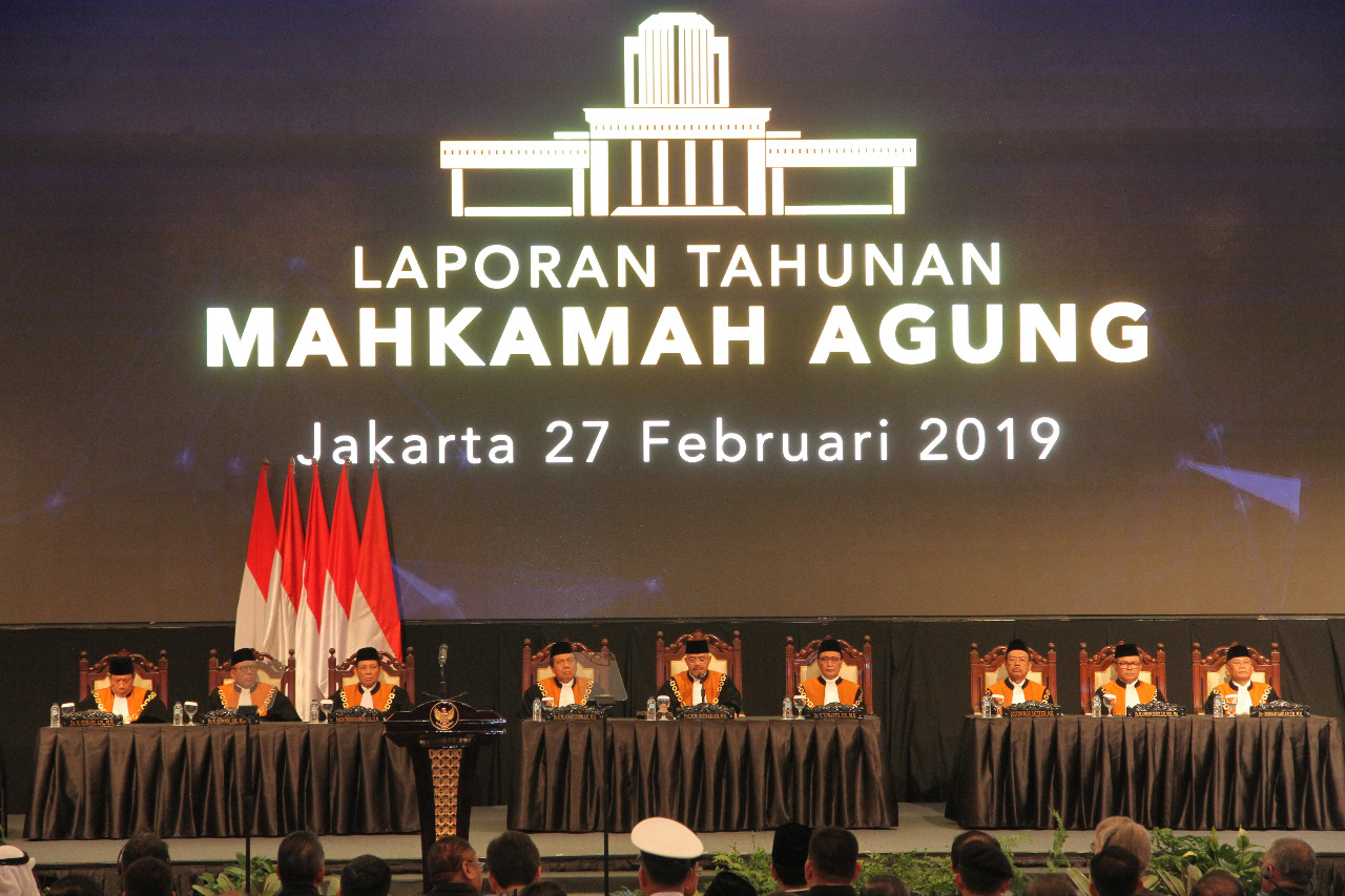 MAHKAMAH AGUNG MENUJU ERA BARU PERADILAN MODERN BERBASIS TEKNOLOGI INFORMASI (Kilas Balik Laptah MA 2018)