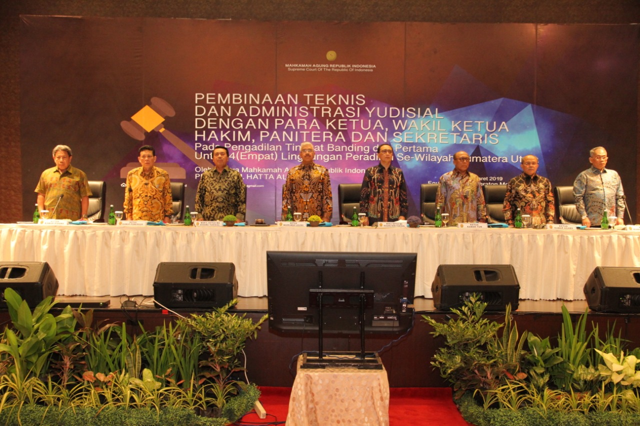 LAKUKAN PEMBINAAN DI MEDAN, INI YANG DISAMPAIKAN KETUA MAHKAMAH AGUNG