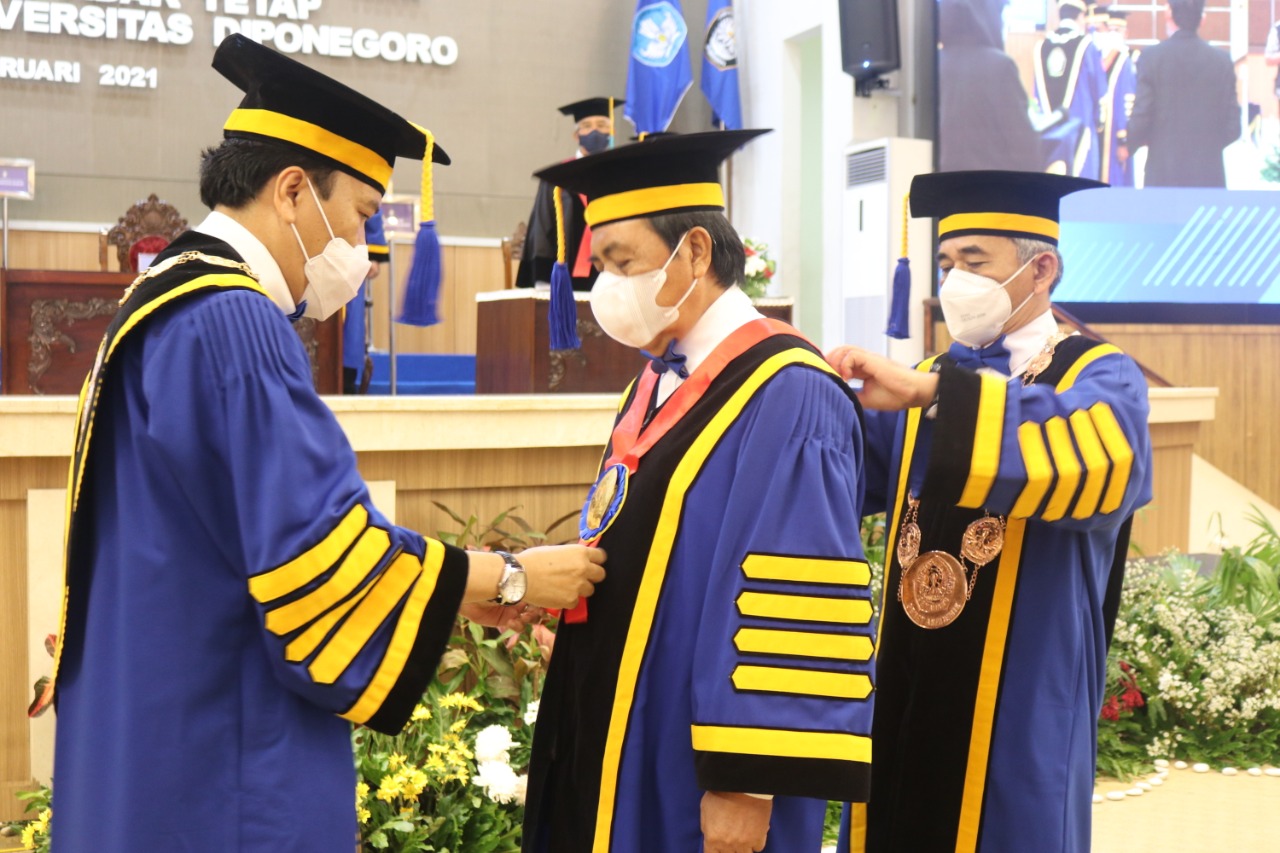Dr. H. M. SYARIFUDDIN, SH., MH DIKUKUHKAN SEBAGAI GURU BESAR TIDAK TETAP DALAM BIDANG ILMU HUKUM PIDANA UNIVERSITAS DIPONEGORO