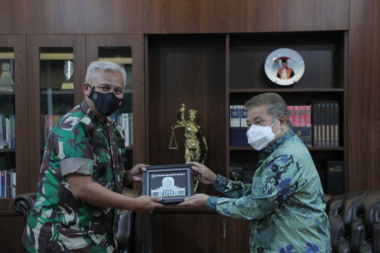 WAKIL KETUA MA BIDANG YUDISIAL MENERIMA KUNJUNGAN JAKSA AGUNG MUDA BIDANG PIDANA MILITER
